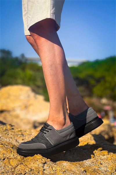 KB-042  Kuback Bağcıklı Gri Siyah Taban Günlük Erkek Ayakkabı