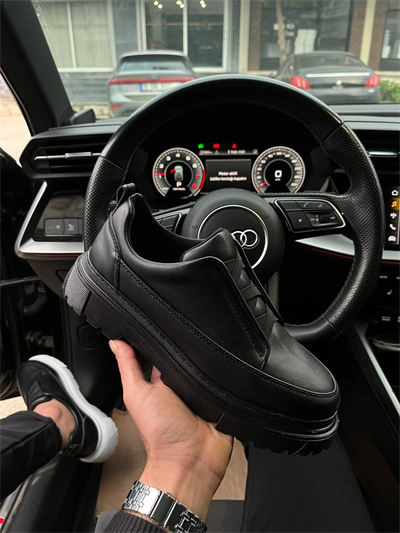 KB-703 Kuback Kömür Cilt Lastikli Günlük Erkek Ayakkabı