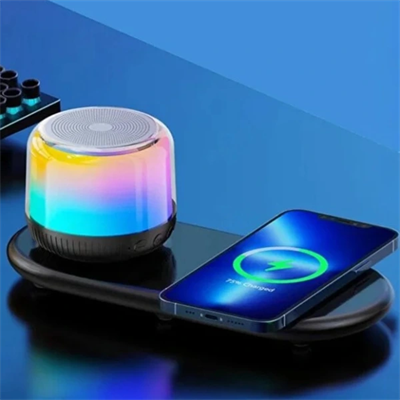 Kablosuz Şarj Standlı Bluetooth Hoparlör