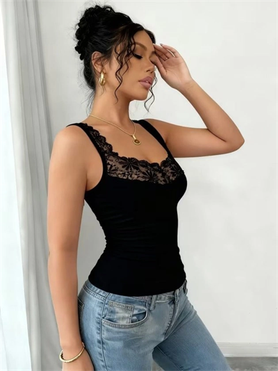 Kadın Askılı V Dantel Yakalı Viskon Bluz