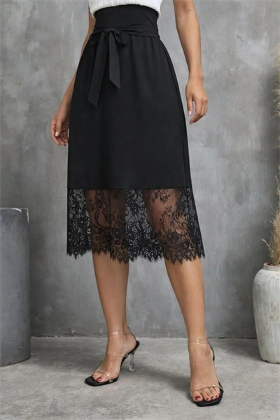 Kadın Askılı V Yakalı Dantelli Midi Viskon Elbise