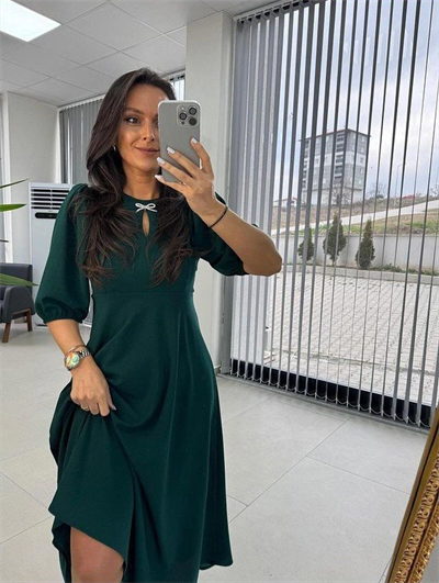 Kadın Kısa Kollu Bisiklet Yaka Fiyonk Broşlu Midi Janjan Krep Elbise
