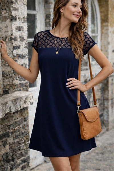 Kadın Kısa Kollu Bisiklet Yakalı Tül Detaylı Kısa Janjan Krep Elbise