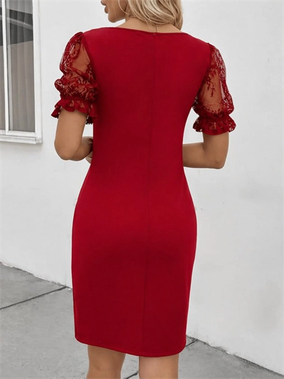 Kadın Kısa Kollu Dantelli V Yakalı Yanlardan Büzgülü çapraz Detaylı Ithal Krep Elbise