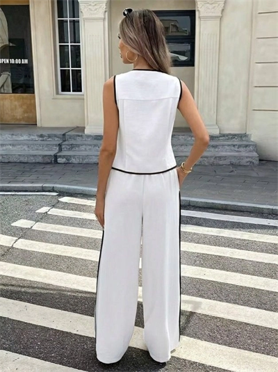 Kadın Kolsuz önü Düğmeli Yelek Ve Pantolon Ikili Takım