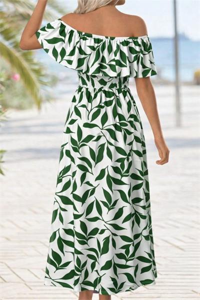 Kadın Madonna Yaka Göğüs Lastikli Yırtmaçlı Uzun Desenli Süprem Elbise