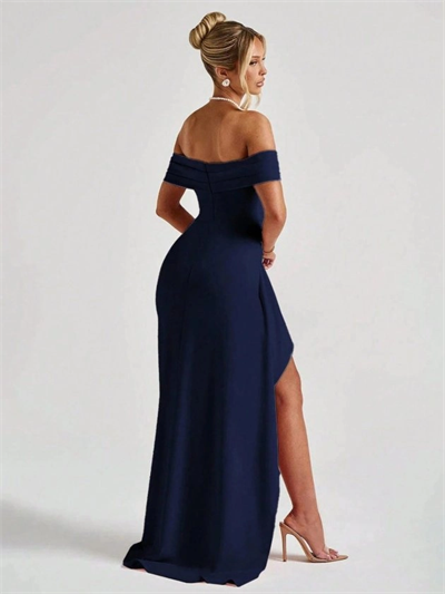 Kadın Madonna Yaka Pileli Derin Yırtmaçlı Uzun Ithal Krep Elbise