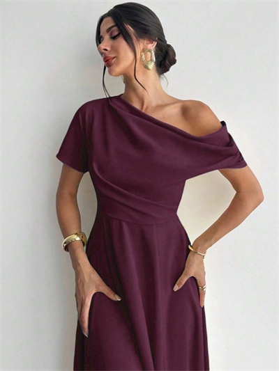 Kadın Omuzdan Açık Kısa Kollu Omuzdan Pileli Uzun Janjan Krep Elbise