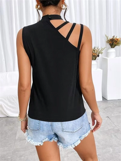 Kadın Omuzdan şerit Detaylı Yarı Balıkçı Yaka Viskon Bluz