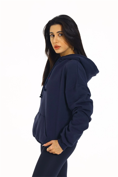 Kore Model Yıldız Baskılı Kanguru Cepli Kadın Sweat Lacivert