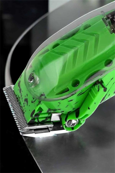 Lazer Öncesi Şarj Edilebilir, Su Geçirmez Tıraş ve Bakım Seti