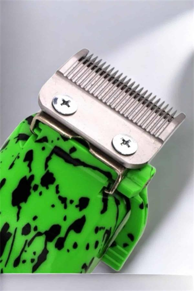 Lazer Öncesi Şarj Edilebilir, Su Geçirmez Tıraş ve Bakım Seti