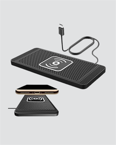 Manyetik Şarj Pedi 7.5W 10W 15W Hızlı Şarj Kaymaz Tabanlı