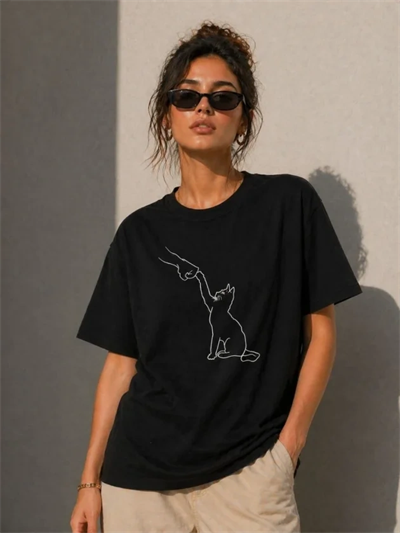 Minimal Kedi Çizim Baskılı Tişört Kısa Kol Yazlık T-Shirt - Siyah