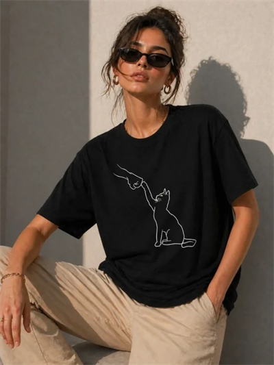 Minimal Kedi Çizim Baskılı Tişört Kısa Kol Yazlık T-Shirt - Siyah