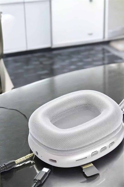 P9 Plus Kablosuz Kulak Üstü Bluetooth Kulaklık Beyaz Yüksek Ses Kaliteli