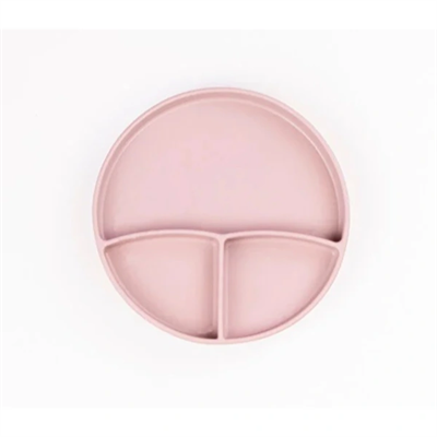 Pembe 3’lü Silikon Yemek Seti – Önlük + Diş Kaşıyıcılı Kaşık + Vakumlu Tabak