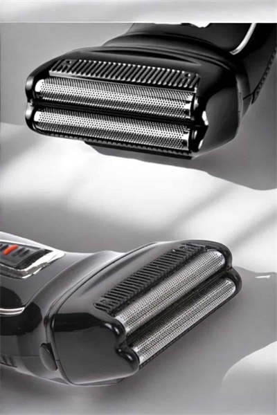 Profesyonel Paslanmaz Çelik Bıçaklı Saç ve Sakal İçin Çok Yönlü Kullanım