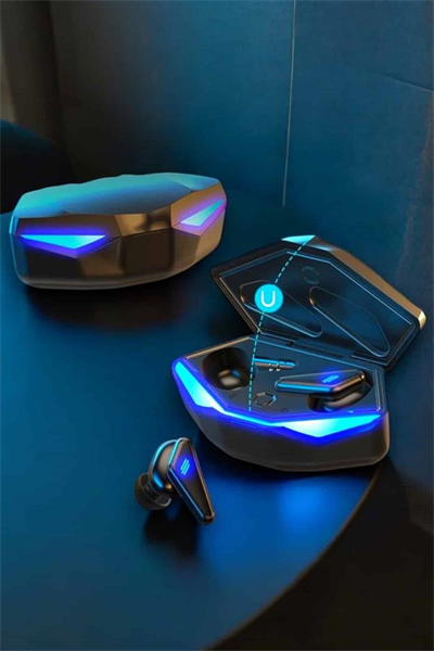 RGB Işıklı Yüksek Ses Kaliteli Gamer Kulaklık Bluetooth Bağlantılı