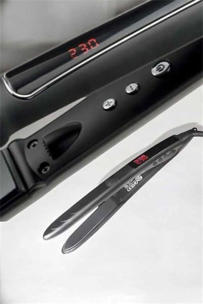 Saç Düzleştirici Led Ekranlı Isı Ayarlı Seramik Kaplama Profesyonel