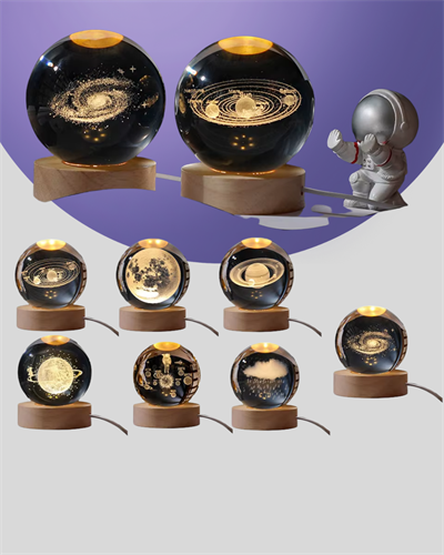 Samanyolu Desenli Kristal Küre Ahşap Standlı Gün Işığı LED Masa Lambası