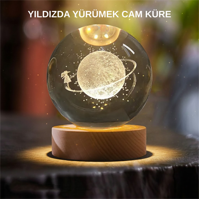 Sarı Işıklı Dekoratif Cam Küre Kız Figürlü Ahşap Standlı