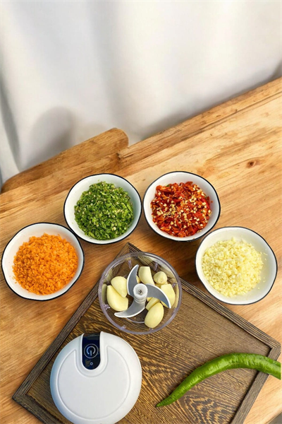 Şarjlı Mini El Rondosu Doğrayıcı Taşınabilir 250 ml Çelik Bıçaklı