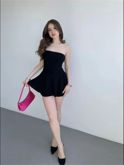 Straplez Mini Etek Görünümlü Şortlu Elbise Büzgülü Şık Yazlık - Siyah