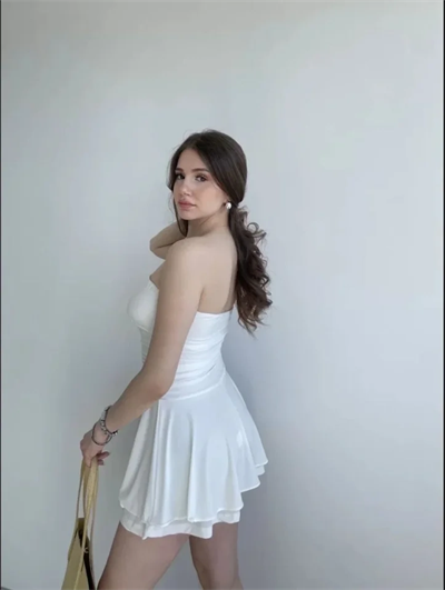 Straplez Mini Etek Görünümlü Şortlu Elbise Büzgülü Şık Yazlık - Beyaz