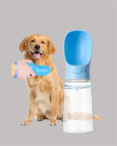Taşınabilir Su Tasarruflu Köpek ve Kedi Su Şişesi Tek Elle Kullanım Kolaylığı
