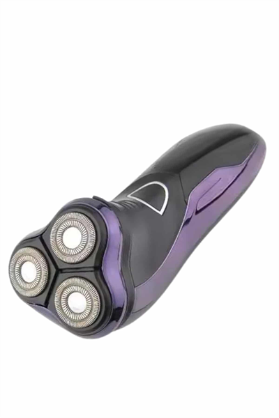 Tıraş Makinesi Hassas Ciltlere Özel Döner Başlıklı Pürüzsüz Görünüm