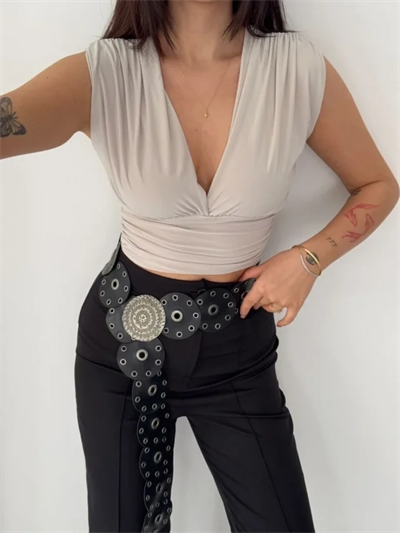 Vatkalı Kolsuz V Yaka Drapeli Crop Bluz Likralı Fit - Boyalı Gri