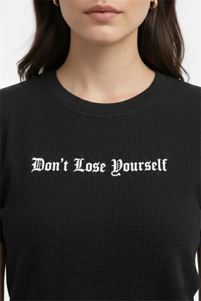 Wafıl Kumaş Tişört Regular Kalıp Bisiklet Yaka Baskılı Günlük Basic T-Shirt - Siyah