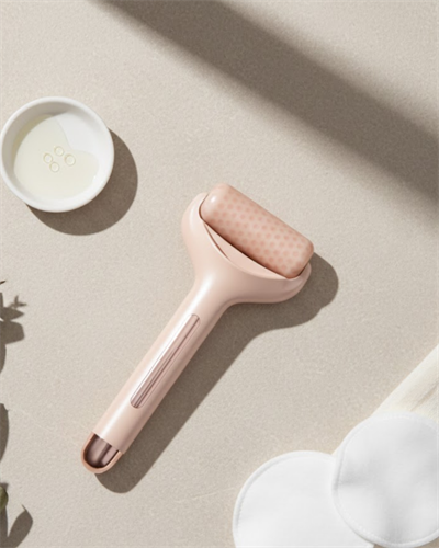 Yüz İçin Buz Silindiri Cilt Sıkılaştırıcı ve Ferahlatıcı Masaj Aleti