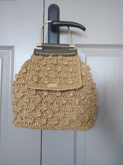 Çanta özel bir rafya ip olan milano