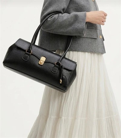 Gold Kilit Detaylı Geniş Kadın Kol Çantası