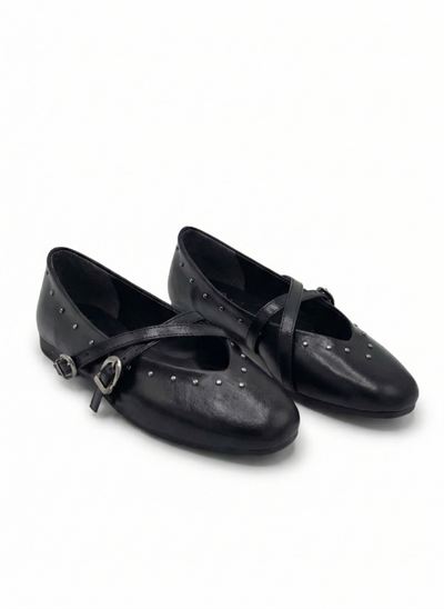  luvestashoes çift tokalı zımba detaylı babet