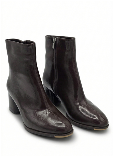 luvestashoes fermuarlı burun detaylı rugan bot acı kahve