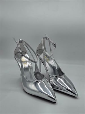 Luvestashoes Gümüş Bilekten Tokalı İnce Topuk Stiletto