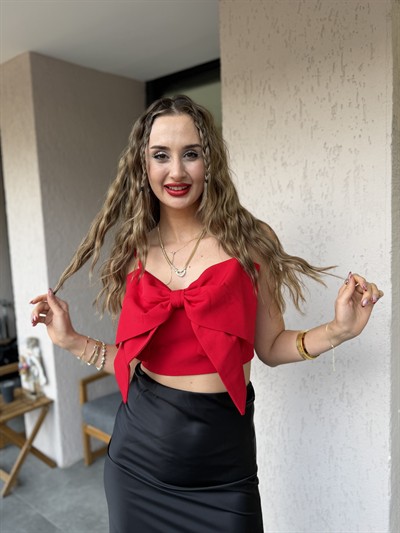  Charlie Önü Fiyonklu Crop Top Bluz Kırmızı