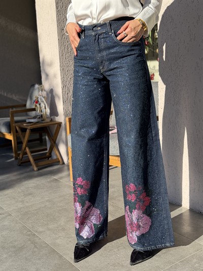  Pikata Çiçek Modelli Taşlı Jean Pantolon