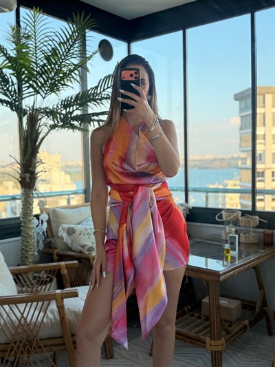 Glara Degaje Yaka Saten Mini Elbise