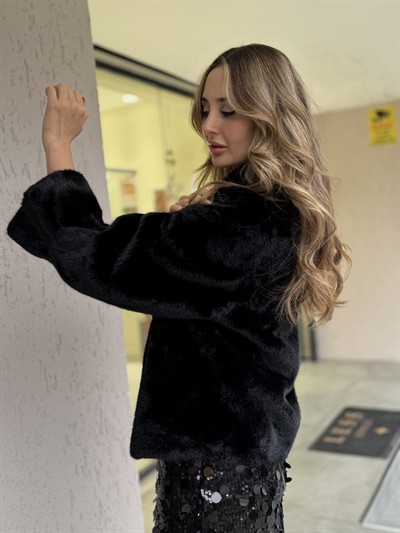 Lux Kürk Nora