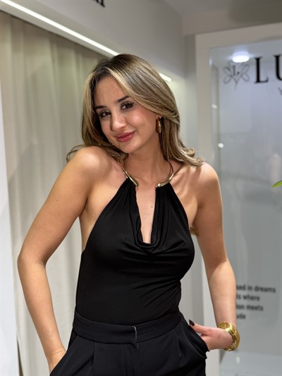Meryy Gold Boyunluk Detaylı Bodysuit Siyah
