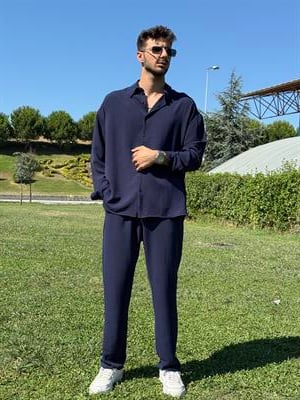 Oversize Yırtmaçlı Ayrobin Gömlek Lacivert