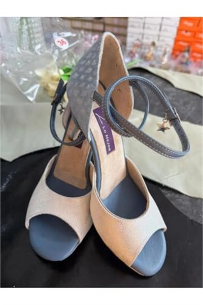 “Amour Dokulu Bilek Bantlı TANGO DANS VE SALON AYAKKABISI 8,5 CM 13 PONT KADEH TOPUK - Bedenler: 35 EU, 37 EU, 39 EU
