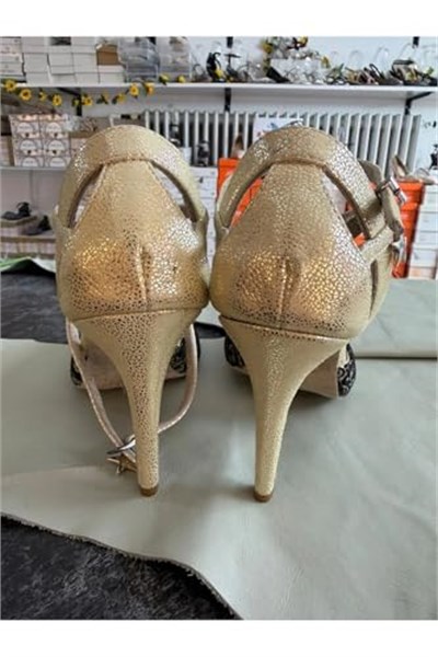“Sarı İhtişam” TANGO, DANS VE SALON AYAKKABISI 9,5 CM 15 PONT KONİ MODEL TOPUK KAPALI - Bedenler: 37 EU, 38 EU, 40 EU