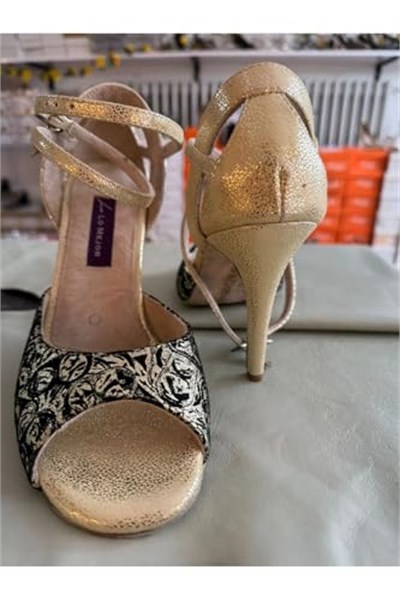 “Sarı İhtişam” TANGO, DANS VE SALON AYAKKABISI 9,5 CM 15 PONT KONİ MODEL TOPUK KAPALI - Bedenler: 37 EU, 38 EU, 40 EU
