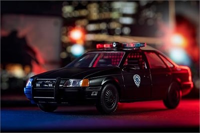 1:24 Robocop & Ocp Ford Taurus Model Araba