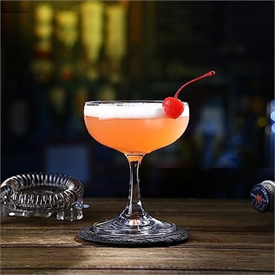 18 Adet 5oz Akrilik Martini Bardakları Parti Şampanya Kulesi Plastik Şampanya Kupası Bardakları Martini, Margarita, Kokteyl, Tatlı için (Tekrar Kullanılabilir, Bulaşık Makinesinde Güvenli)